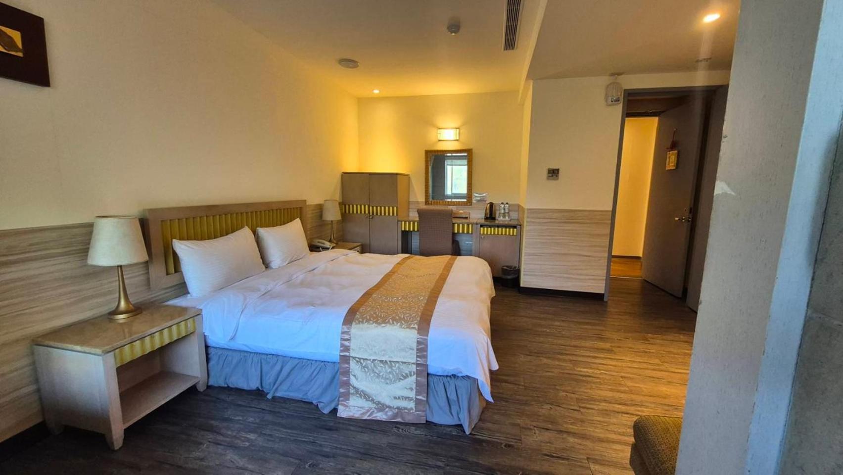 Mi Jing Garden Spring Resort Wulai Exterior foto