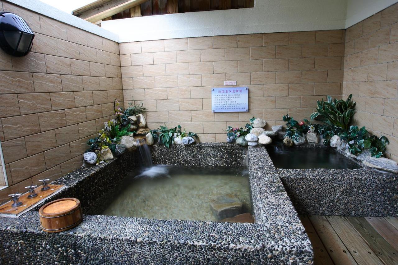 Mi Jing Garden Spring Resort Wulai Exterior foto